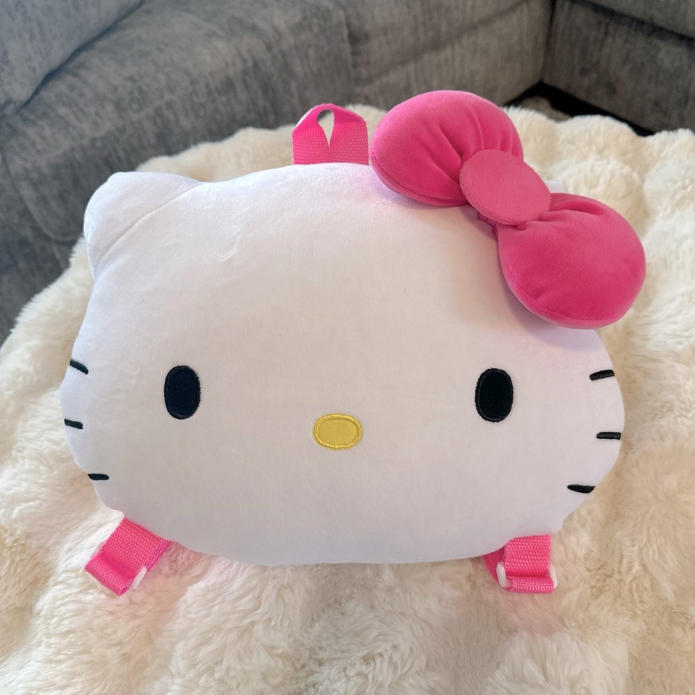 New hello kitty cloud backpack